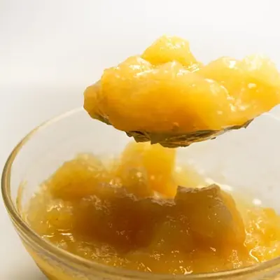 Illustration of unsweetened applesauce