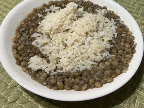Lentils with rice and plantains, cooked by Ely