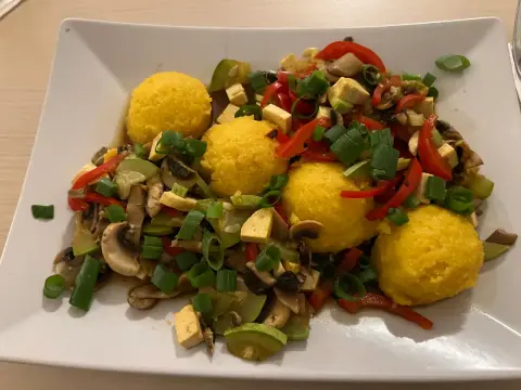 Polenta with Vegetables and Tofu, inspired by BIOfresh in Timișoara, cooked by Ely