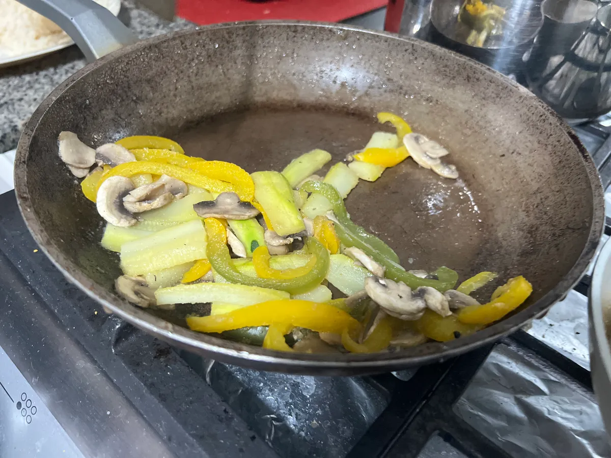 Step 5: Cook the pepper strips